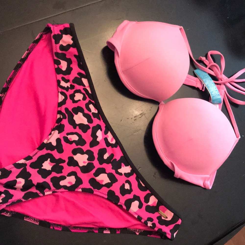 Victorica Secret PINK Leopard Bathing Suit